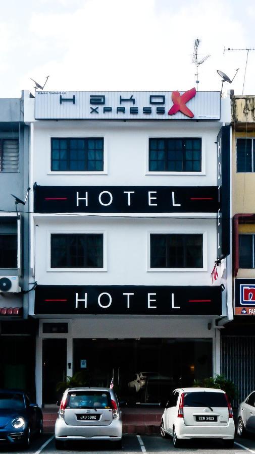 Hako Xpress Tmn Skudai Baru Hotel Exterior photo