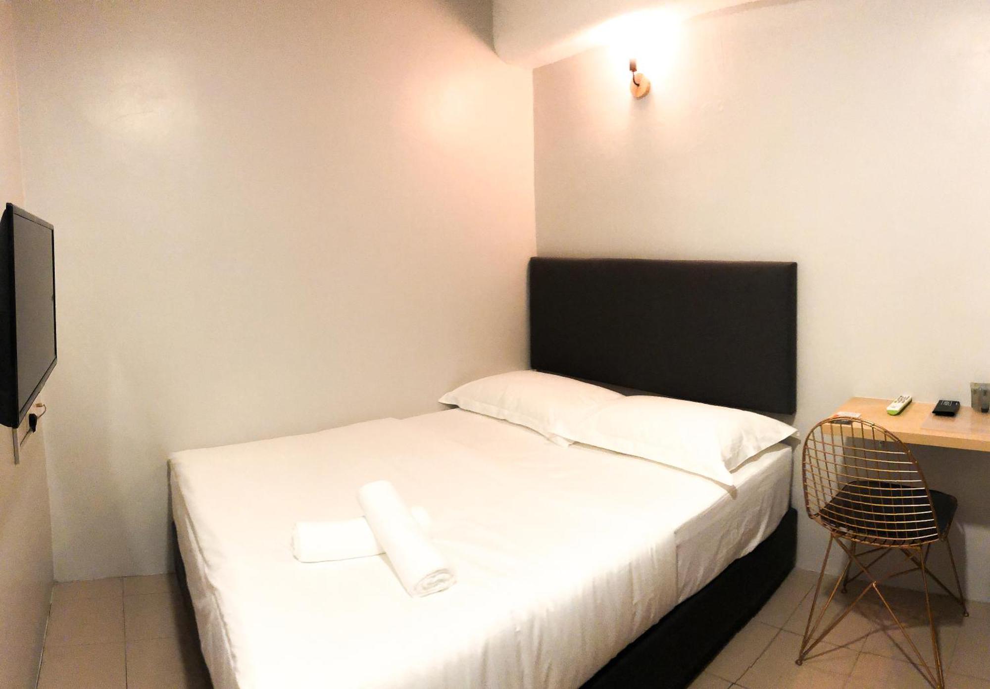 Hako Xpress Tmn Skudai Baru Hotel Exterior photo